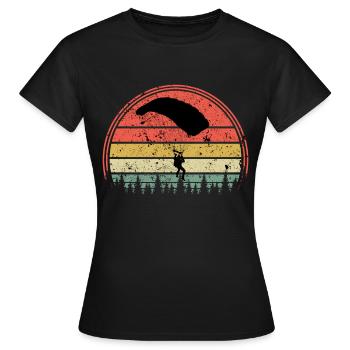 Fallschirm - Frauen T-Shirt - Schwarz - Vorne - AI Model Female 172 dark (172cm)