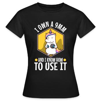 I Own A 9mm And I Know How To Use It - Frauen T-Shirt - Schwarz - Vorne - AI Model Female 172 dark (172cm)