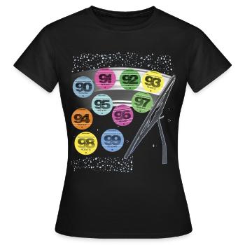 Vignette Auto Années 90 Nostalgie 1990 - T-shirt Femme - noir - Devant - AI Model Female 172 dark (172cm)