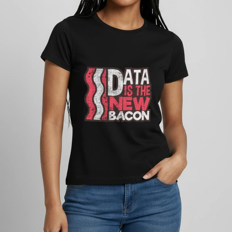 Computer scientist coding Women's T-Shirt