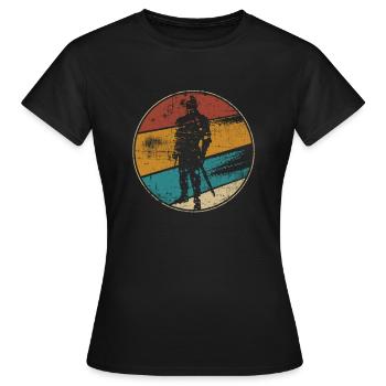 Chevaliers en armure vintage - T-shirt Femme - noir - Devant - AI Model Female 172 dark (172cm)
