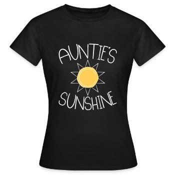 aunt - Women's T-Shirt - black - Front - AI Model Female 172 dark (172cm)