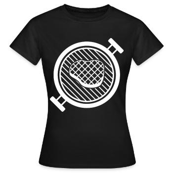 BBQ Grill mit Grillfleisch - Frauen T-Shirt - Schwarz - Vorne - AI Model Female 172 dark (172cm)