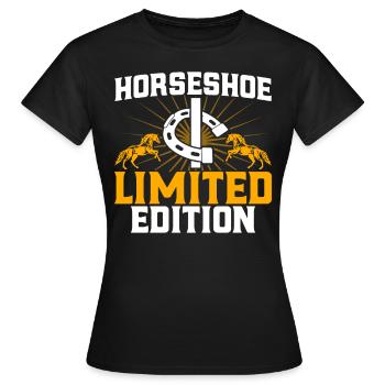Horseshoe Throwing Horseshoe Throwing Game Horseshoe Throwing - Women's T-Shirt - black - Front - AI Model Female 172 dark (172cm)