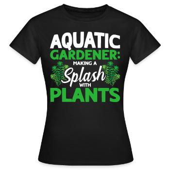 Jardiniers aquatiques Transpiration avec les plantes - T-shirt Femme - noir - Devant - AI Model Female 172 dark (172cm)