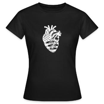 Patriotisches USA Nationalflaggen Herz - Frauen T-Shirt - Schwarz - Vorne - AI Model Female 172 dark (172cm)