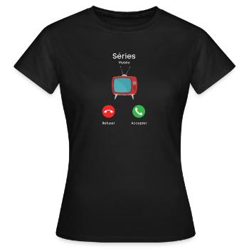 appel des séries - T-shirt Femme - noir - Devant - AI Model Female 172 dark (172cm)