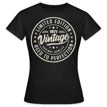 Vintage 1971 Gift 1971 Retro Anniversary 1971 - Women's T-Shirt - black - Front - AI Model Female 172 dark (172cm)