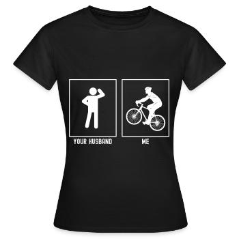 Ihr Ehemann - Ich - Radfahren bergauf - Frauen T-Shirt - Schwarz - Vorne - AI Model Female 172 dark (172cm)