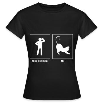 Ihr Mann - Ich - Katze strecken - Frauen T-Shirt - Schwarz - Vorne - AI Model Female 172 dark (172cm)