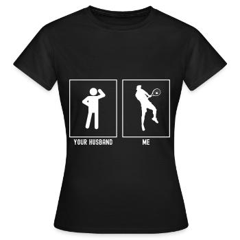 Son mari - Moi - Coup de tennis - T-shirt Femme - noir - Devant - AI Model Female 172 dark (172cm)