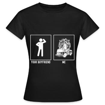 Votre ami - moi - camion de pompiers et hache - T-shirt Femme - noir - Devant - AI Model Female 172 dark (172cm)