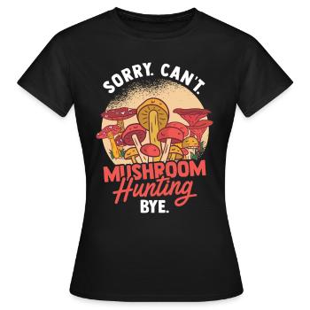 Mushroom Hunting - Frauen T-Shirt - Schwarz - Vorne - AI Model Female 172 dark (172cm)