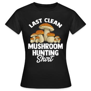 Mushroom Hunting - Frauen T-Shirt - Schwarz - Vorne - AI Model Female 172 dark (172cm)