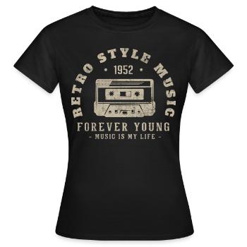 Retro 1952 Birthday Gift 1952 Vintage 1952 - Women's T-Shirt - black - Front - AI Model Female 172 dark (172cm)