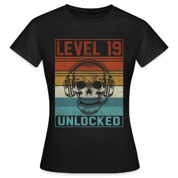 19e anniversaire du joueur - T-shirt Femme - noir - Devant - AI Model Female 172 dark (172cm)