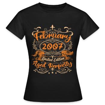 February 2007 | Aged Perfectly - T-shirt Femme - noir - Devant - AI Model Female 172 dark (172cm)