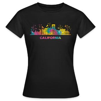 California Skyline California - Women's T-Shirt - black - Front - AI Model Female 172 dark (172cm)