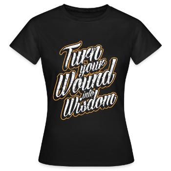 Weisheit Alter Intelligenz Glück Ruhe Zufriedenhei - Frauen T-Shirt - Schwarz - Vorne - AI Model Female 172 dark (172cm)