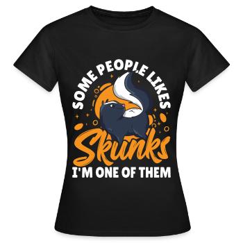 Certaines personnes aiment les mouffettes, je suis l’une d’entre elles - T-shirt Femme - noir - Devant - AI Model Female 172 dark (172cm)