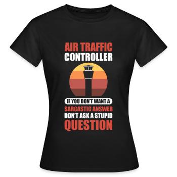Aviation Pilotes De La Circulation Aérienne Tenue De Contrôleurs De La Circulation Aérienne - T-shirt Femme - noir - Devant - AI Model Female 172 dark (172cm)