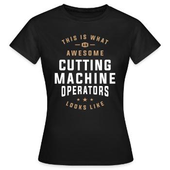 Opérateur de machine de découpe génial - T-shirt Femme - noir - Devant - AI Model Female 172 dark (172cm)