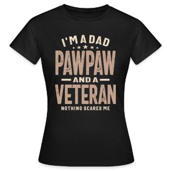 Furchtloser Vater, Papa und Veteran - Frauen T-Shirt - Schwarz - Vorne - AI Model Female 172 dark (172cm)