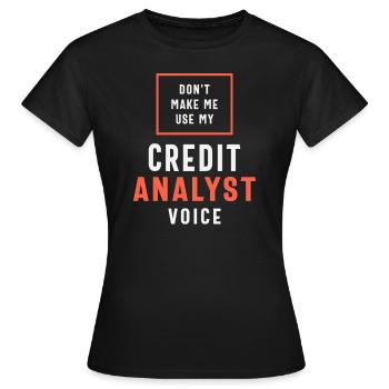 Drôle de profession Analyste de crédit d’emploi - T-shirt Femme - noir - Devant - AI Model Female 172 dark (172cm)
