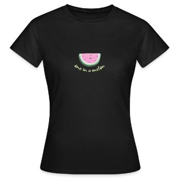 Un en melon / million - douce rengaine avec melon - T-shirt Femme - noir - Devant - AI Model Female 172 dark (172cm)
