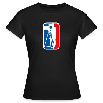 kameramann logo - Frauen T-Shirt - Schwarz - Vorne - AI Model Female 172 dark (172cm)