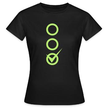 Kästchen ankreuzen gültig gültig Text hinzufügen - Frauen T-Shirt - Schwarz - Vorne - AI Model Female 172 dark (172cm)