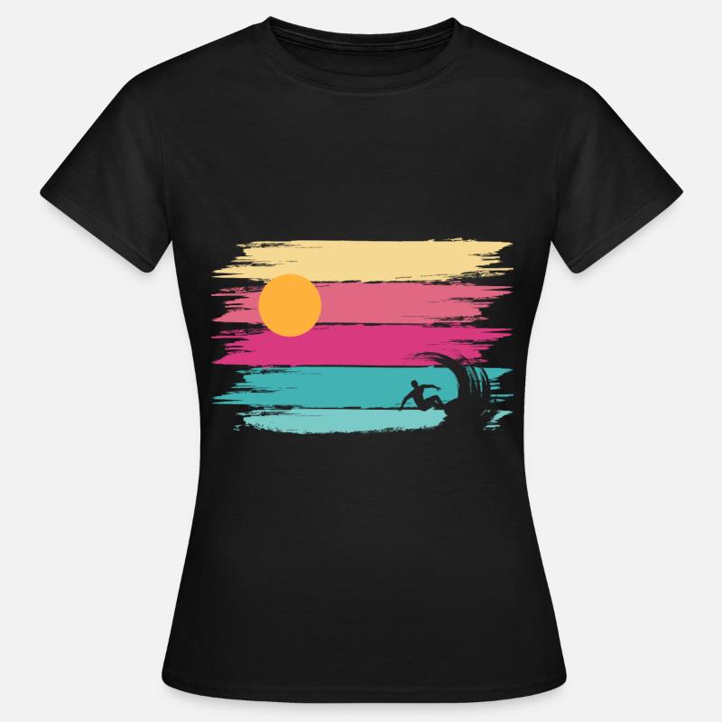 Surfer Beach Retro Wave Summer Holidays - Women's T-Shirt - black
