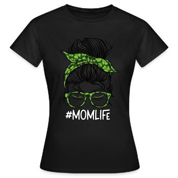 Momlife St Patricks Day Mother Leprechaun - Frauen T-Shirt - Schwarz - Vorne - AI Model Female 172 dark (172cm)
