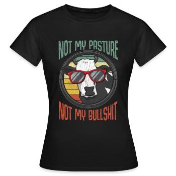 Vache en colère pâturage vaches ferme drôle - T-shirt Femme - noir - Devant - AI Model Female 172 dark (172cm)