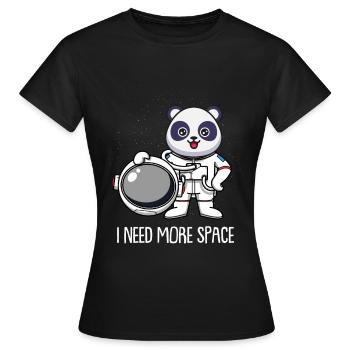 Großer Panda Pandabär Astronaut - Frauen T-Shirt - Schwarz - Vorne - AI Model Female 172 dark (172cm)