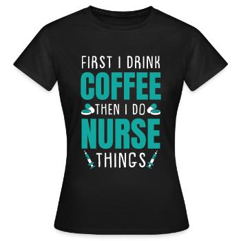 Caféine infirmière - T-shirt Femme - noir - Devant - AI Model Female 172 dark (172cm)