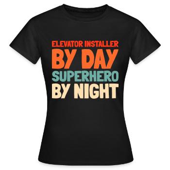 Installateur d’ascenseur - T-shirt Femme - noir - Devant - AI Model Female 172 dark (172cm)