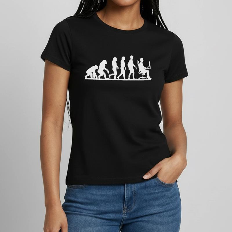 Évolution vers le programmeur informatique T-shirt Femme