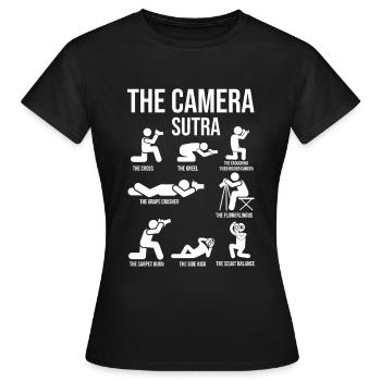 The Camera Sutra – Funny Photography Poses - Women's T-Shirt - black - Front - AI Model Female 172 dark (172cm)