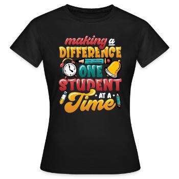 Faire la différence - T-shirt Femme - noir - Devant - AI Model Female 172 dark (172cm)