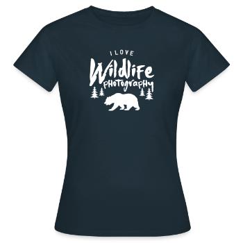 Wildlife photographer - Women's T-Shirt - navy - Front - AI Model Female 172 dark (172cm)