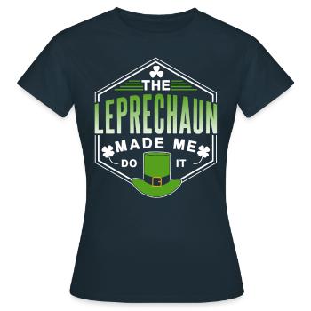 Le Leprechaun m’a forcé à le faire Ire Kobold - T-shirt Femme - marine - Devant - AI Model Female 172 dark (172cm)