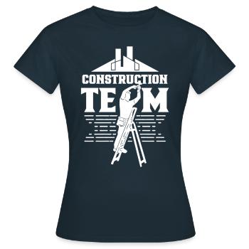 Équipe de construction Travail d’équipe Chantier de construction Travailleurs de la construction - T-shirt Femme - marine - Devant - AI Model Female 172 dark (172cm)