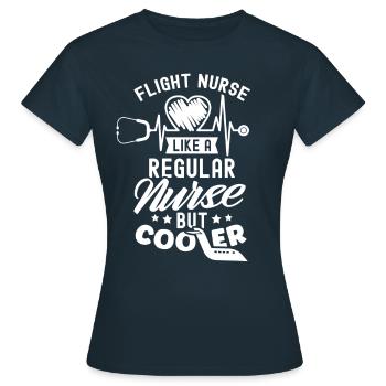 Infirmière de vol Médecin de vol Profession de médecin de vol - T-shirt Femme - marine - Devant - AI Model Female 172 dark (172cm)