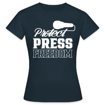 Protects freedom of the press Journalist Press law - Women's T-Shirt - navy - Front - AI Model Female 172 dark (172cm)
