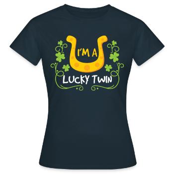 Je suis un heureux jumeau irlandais irlandais - T-shirt Femme - marine - Devant - AI Model Female 172 dark (172cm)