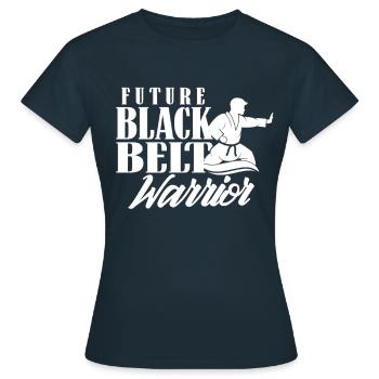 Future ceinture noire guerrier ceinture noire - T-shirt Femme - marine - Devant - AI Model Female 172 dark (172cm)
