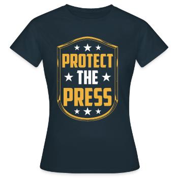 Protège la presse Loi sur la presse Liberté de la presse - T-shirt Femme - marine - Devant - AI Model Female 172 dark (172cm)