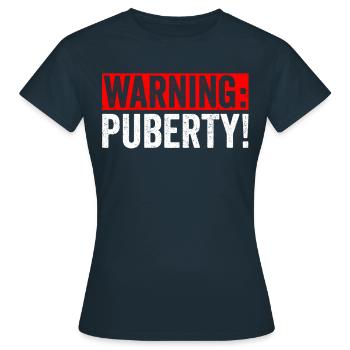 Avertissement: Puberté Adolescents Sarcastique Adulte - T-shirt Femme - marine - Devant - AI Model Female 172 dark (172cm)
