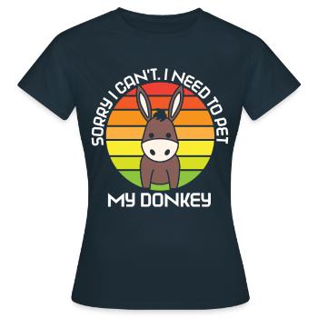 Kann Nicht Ich Muss Meinen Esel Streicheln Tier - Frauen T-Shirt - Navy - Vorne - AI Model Female 172 dark (172cm)